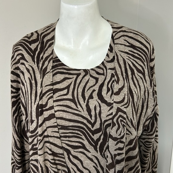 LAFAYETTE 148 Cashmere Brown Zebra Print Cardigan Sweater SET Sz M Shell Sz L - Picture 2 of 12